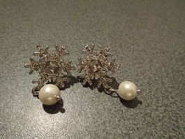 Ohrstecker Schneeflocke, silberfarbig, Perle