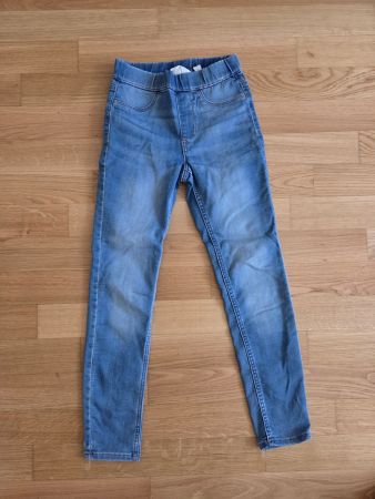 Jeggings Sommer Gr. 140, sehr guter Zustand