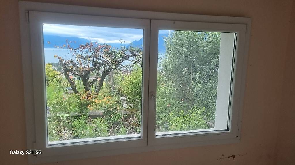 Finestre: Fenetre en pvc – Usato da Corsier-sur-Vevey venduto da hel_lvr5 1