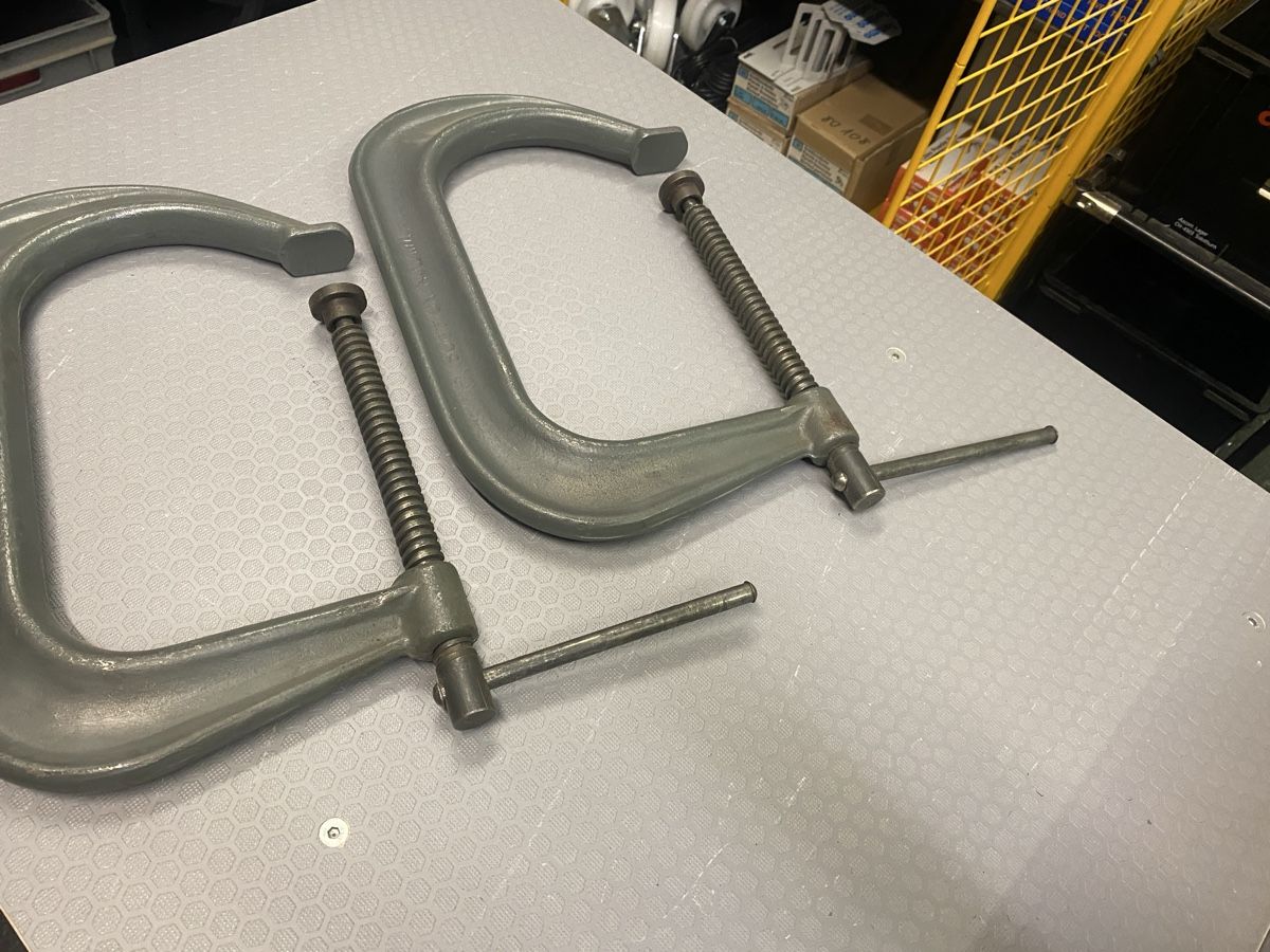 Tutti gli attrezzi: Massive C-Schraubzwingen ab 1.- – Usato da Wabern venduto da HK-Design 1