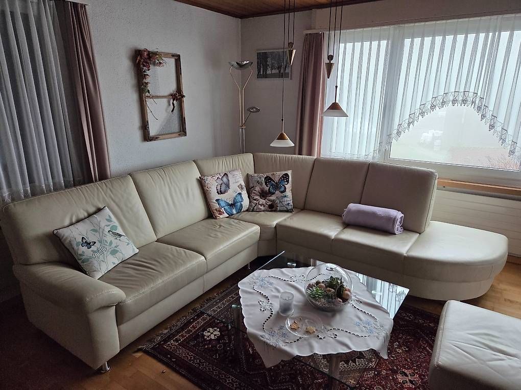 Sofas: Leder Polstergruppe – Gebraucht aus Nendeln von Hebi00