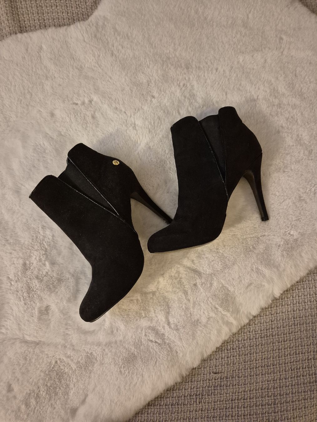 Scarpe da donna: Elegante Stiefeletten, schwarz, Grösse 38 – Usato da Romanshorn venduto da Enilec02 1