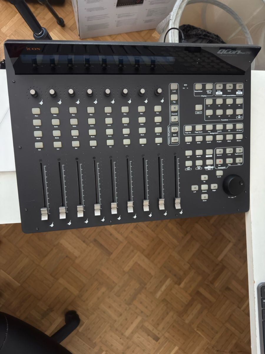 Icon Platines de mixage: Icon Qcon Pro G2 – Neuf (Voir description) à Obbürgen par Arkasha-Hitech 3