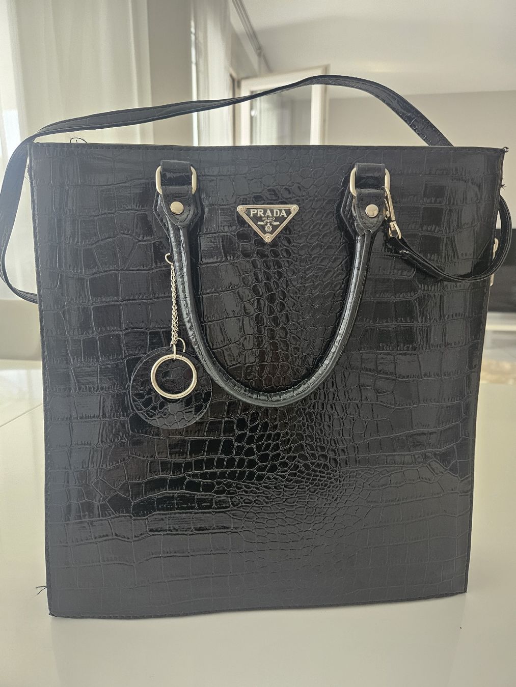Prada Taschen für Damen: Tasche Prada – Gebraucht aus Ostermundigen von Msmash
