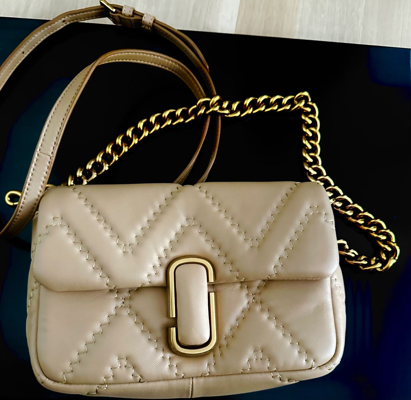 Taschen für Damen: Marc Jacobs Tasche – Neu (gemäss Beschreibung) aus Basel von bruno1973