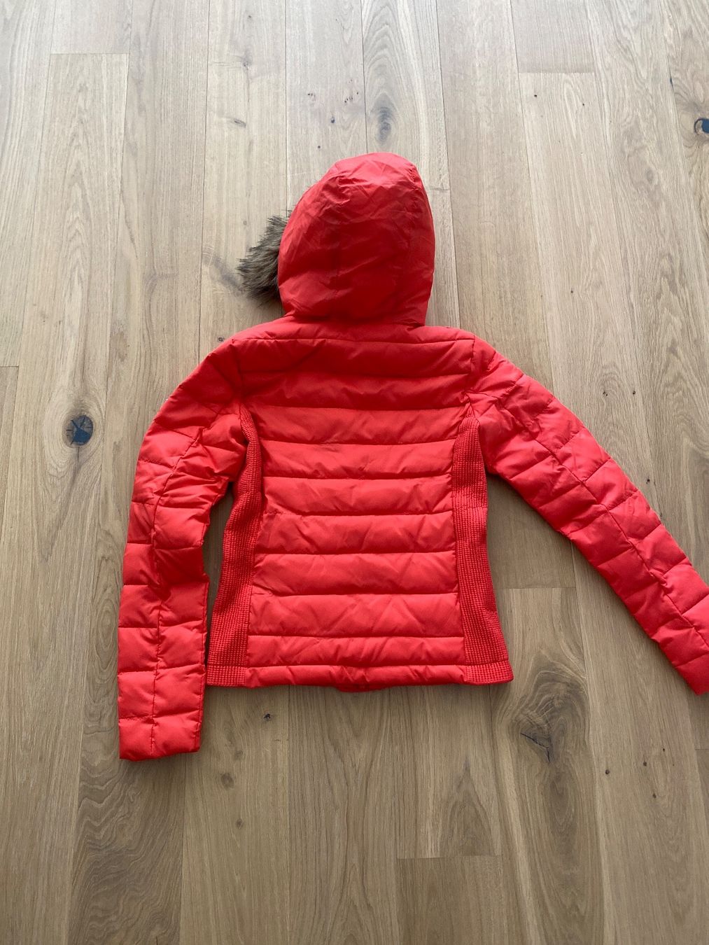 Superdry Giacche: Superdry Winterjacke zu verkaufen – Usato da Bolligen venduto da Noeggeli10 1
