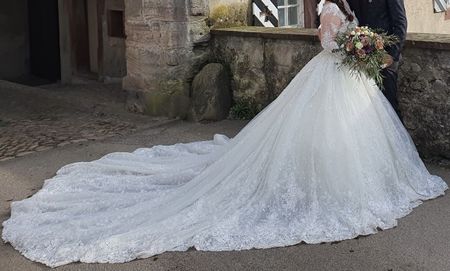 Hochzeitskleid