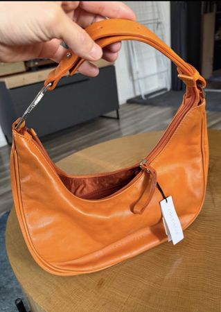 Sac à main de la marque coccinelle