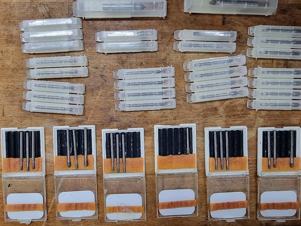 Tutti gli attrezzi: Diverse Haefeli Schleifstifte aus Diamant – Usato da Zihlschlacht venduto da Fan2002