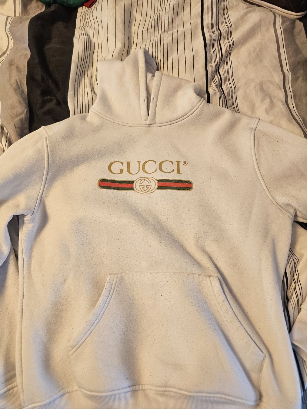 Gucci Pullover & Sweatshirts: Herren Pullover Gucci Grösse L gebraucht – Gebraucht aus Balgach von car_kmn5
