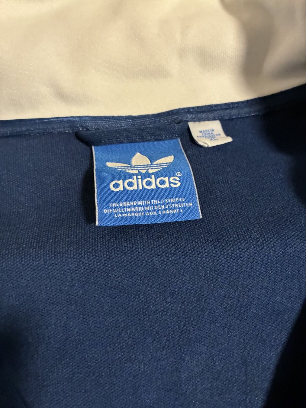 Jacken: Adidas Trainerjacke – Gebraucht aus Effretikon von dts_yd7x 1