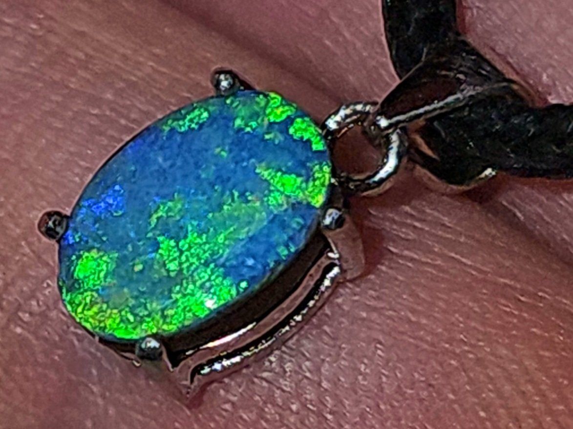 Ciondoli: Silber-Anhänger mit Australischer Opal Dublette – Nuovo e nell'imballaggio originale da Uerkheim venduto da Winwinner 3