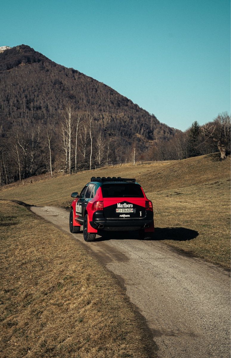 Porsche Autos: Porsche cayenne 955 marlboro – Gebraucht aus Bioggio von rus_xj9j 3