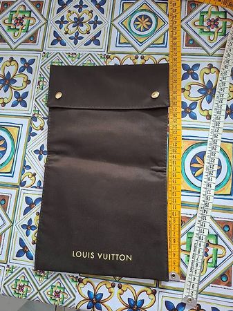 Portaoggetti louis vuitton 