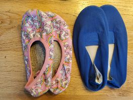 Zwei Turntäppeli/ Gymnastikschuhe Grösse 28 und 29