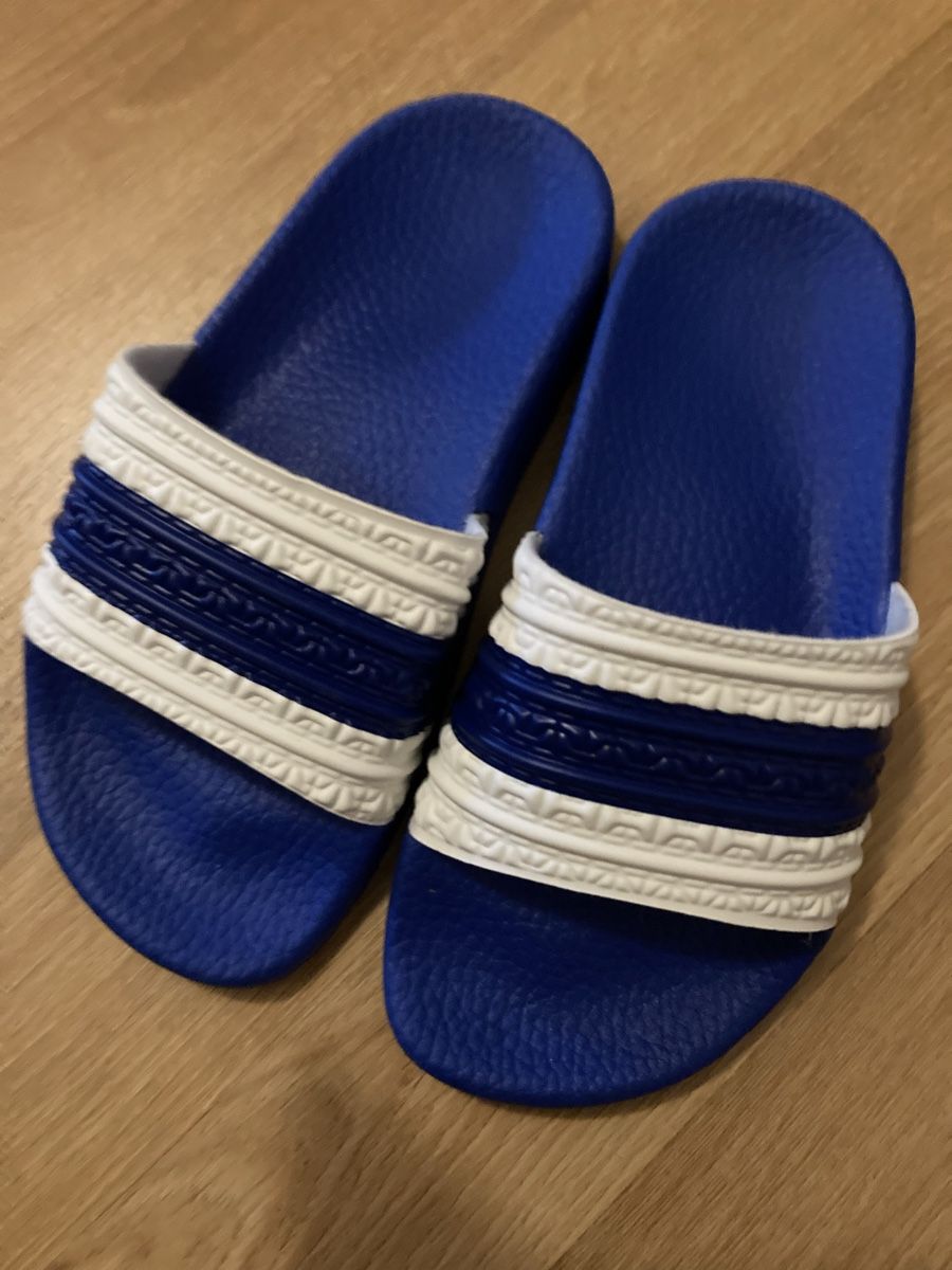 Scarpe da uomo: Hausschuhe, Badeschuhe Gr. 30 , neu – Nuovo (secondo la descrizione) da Emmenbrücke venduto da JJ_89