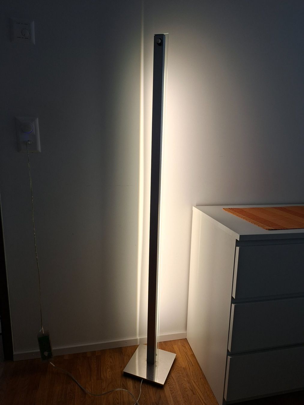 Lampade: Moderne Stehlampe – Usato da Emmenbrücke venduto da Ddagi