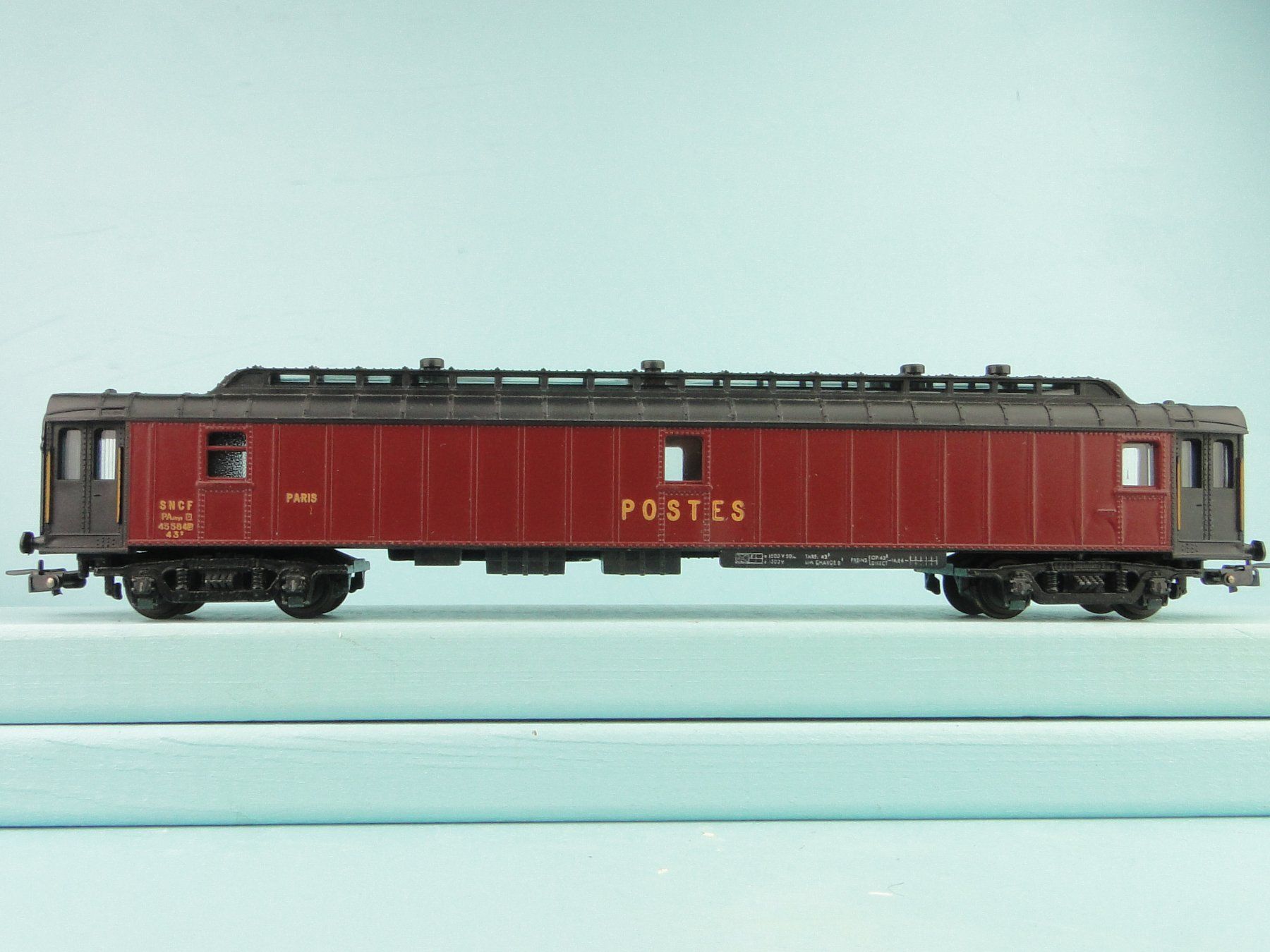 Hornby Modellini di ferrovie: HORNBY aHO 7421, Postwagen SNCF – Usato da Bülach venduto da cann11 2