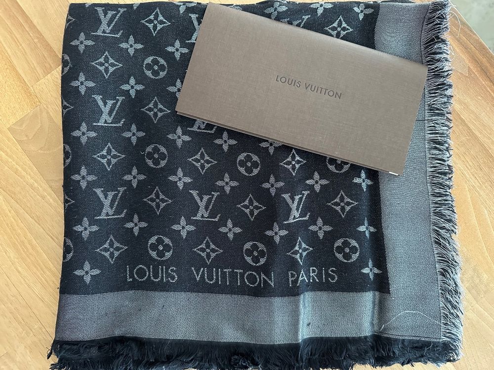 Louis Vuitton Monogram Shine Tuch noir