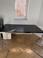 USM Haller Tisch schwarz mit Chromgestell guter Zustand