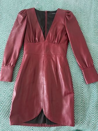 Uterqüe Leder-Minikleid Bordeaux Gr. S – Schafleder
