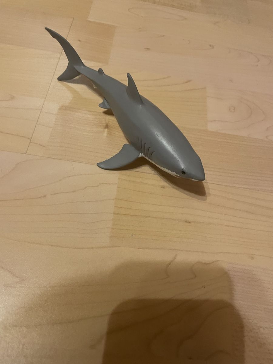 Schleich Jouets: Requin Schleich – Neuf (Voir description) à Ferpicloz par aeb_yq7t