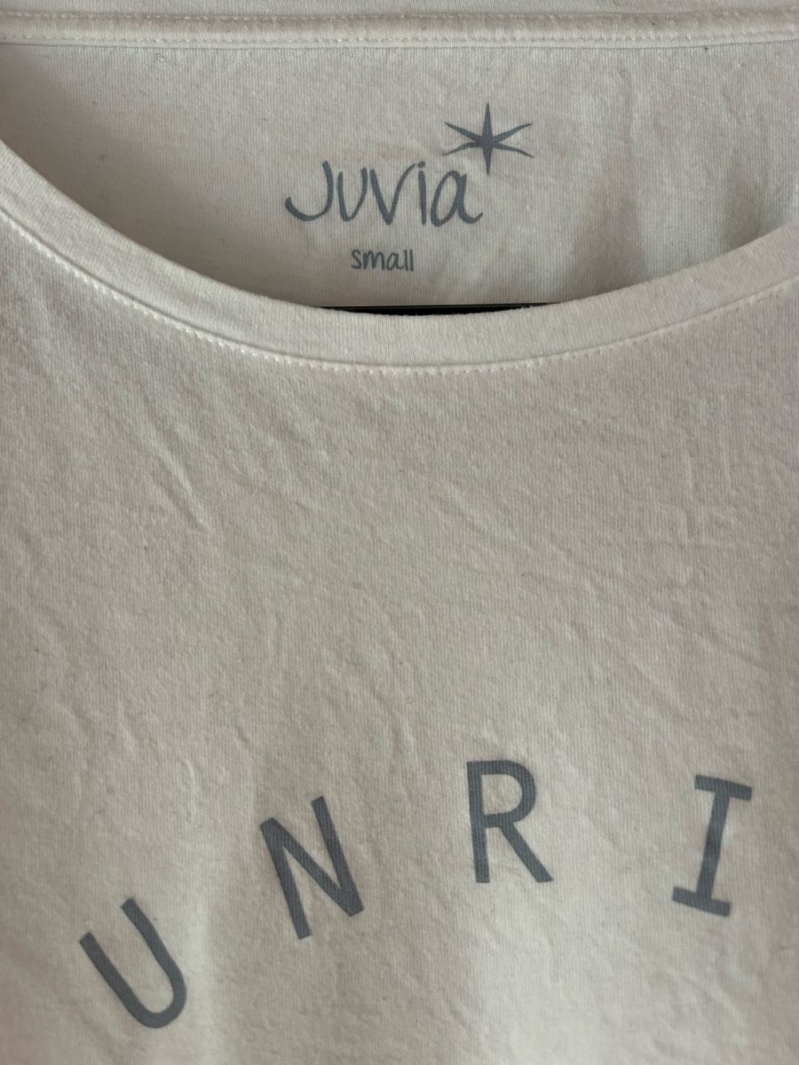 T-Shirts: Juvia Langarmshirt   – Gebraucht aus Engelberg von ejierfaijs 1