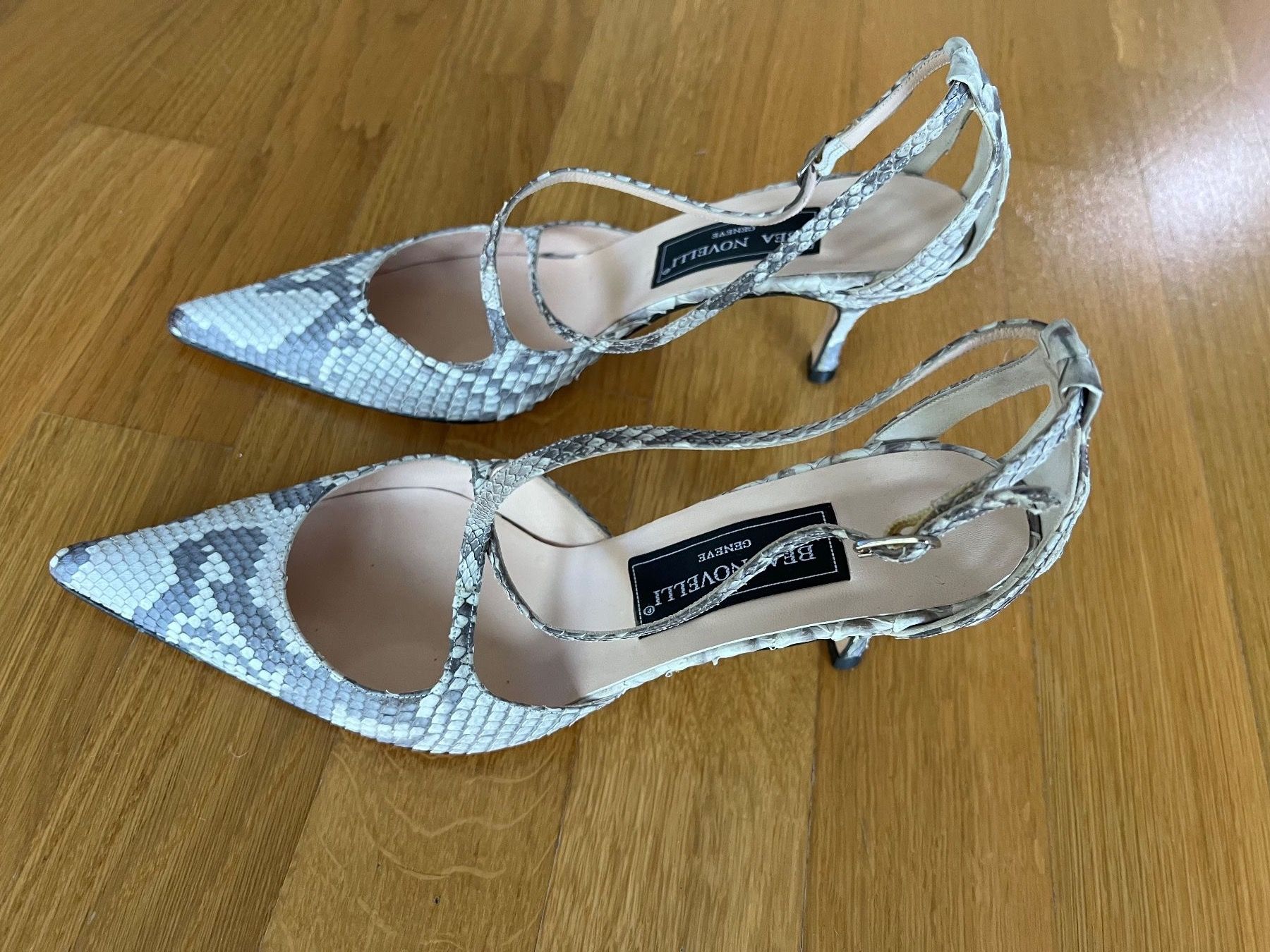 Scarpe da donna: Chaussures à talon NEU – Nuovo (secondo la descrizione) da Cologny venduto da PEACEANDLOVE 1