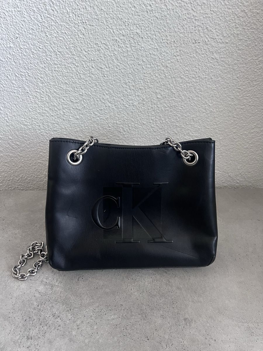 Calvin Klein Borse da donna: Calvin Klein Tasche – Usato da Solothurn venduto da sl_27 1