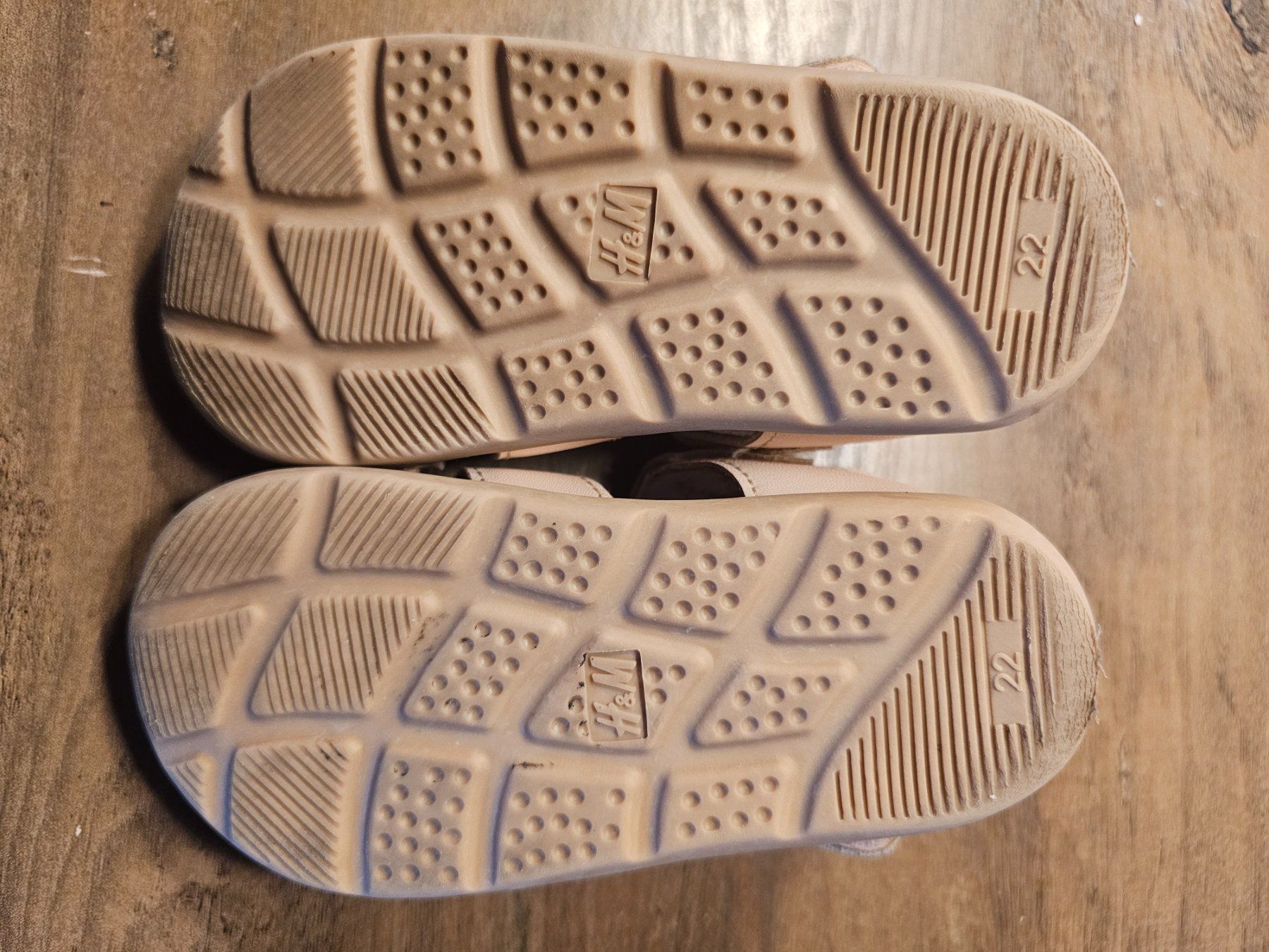 Esprit Scarpe per ragazze: Sandalen Gr. 22 – Usato da Engi venduto da kat_7zfx 3