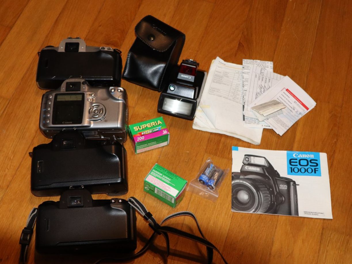Canon Kamera: Canon Eos 300 D, Eos 500 N, Eos 1000 F, Eos 500 – Gebraucht aus Hohenrain von magiclocke 2