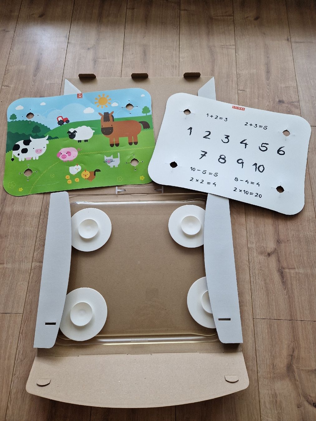 Set de table et chaises: Stokke Table Top Kinder-Essunterlage – D'occasion à Münsingen par MarcoTs 1