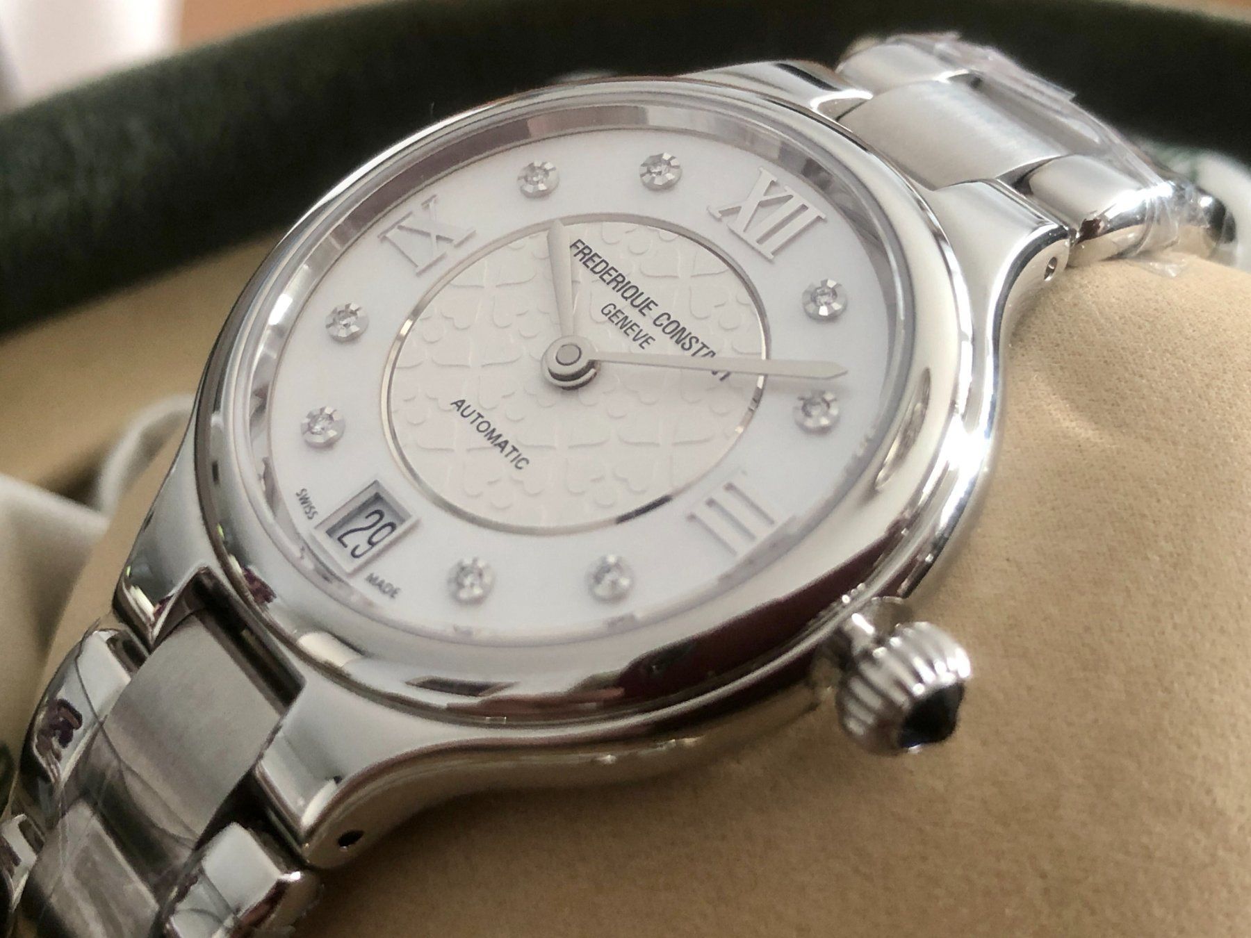 Frederique Constant Orologi: FREDERIQUE CONSTANT Classics Delight, Automatic, Diamonds – Nuovo e nell'imballaggio originale da Le Mont-sur-Lausanne venduto da LycaGallery 1