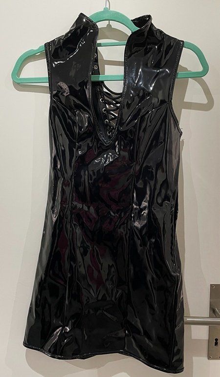 Vestiti: Latex Kleid Neu – Nuovo (secondo la descrizione) da Wohlen AG venduto da Prinzess1