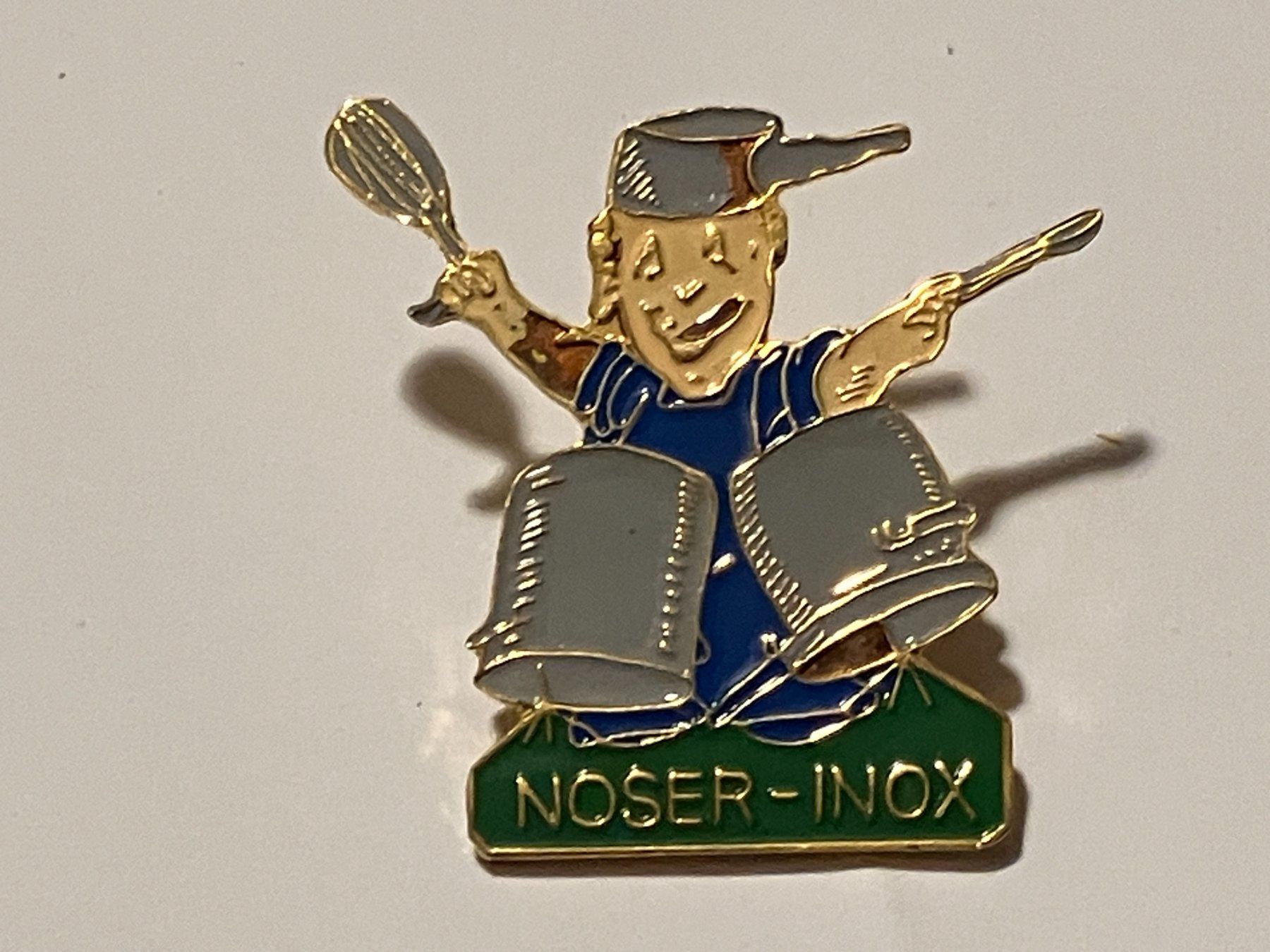 Placchette & Badge: 1 Pin Noser Inox – Usato da Basel venduto da djwwpp