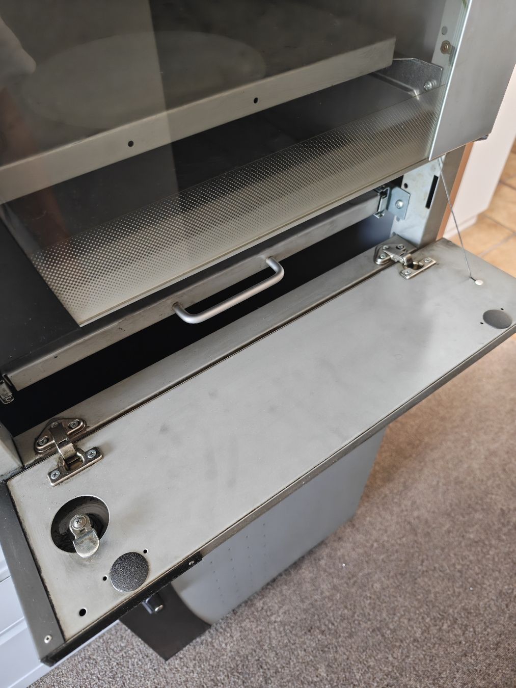 Schränke: 2x mobiler PC Schrank – Gebraucht aus neuhausen am rheinfall von Brbr00 2