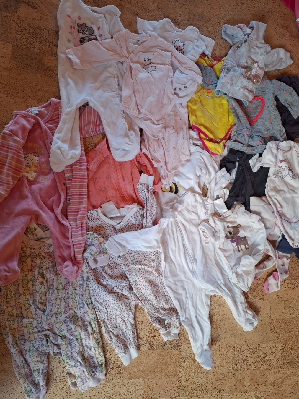 Kleiderpakete & -sets: 41-teilig Winterset Baby 62-68 – Gebraucht aus Galgenen von 27hours