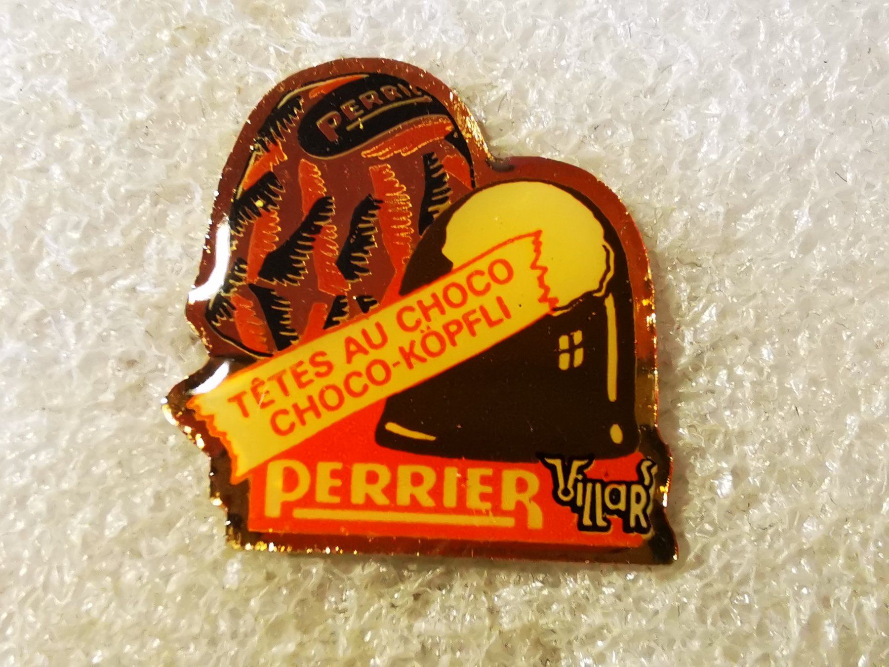 Placchette & Badge: Ansteckpin 197: Perrier – Usato da Oppligen venduto da Pin-Fall-Shop