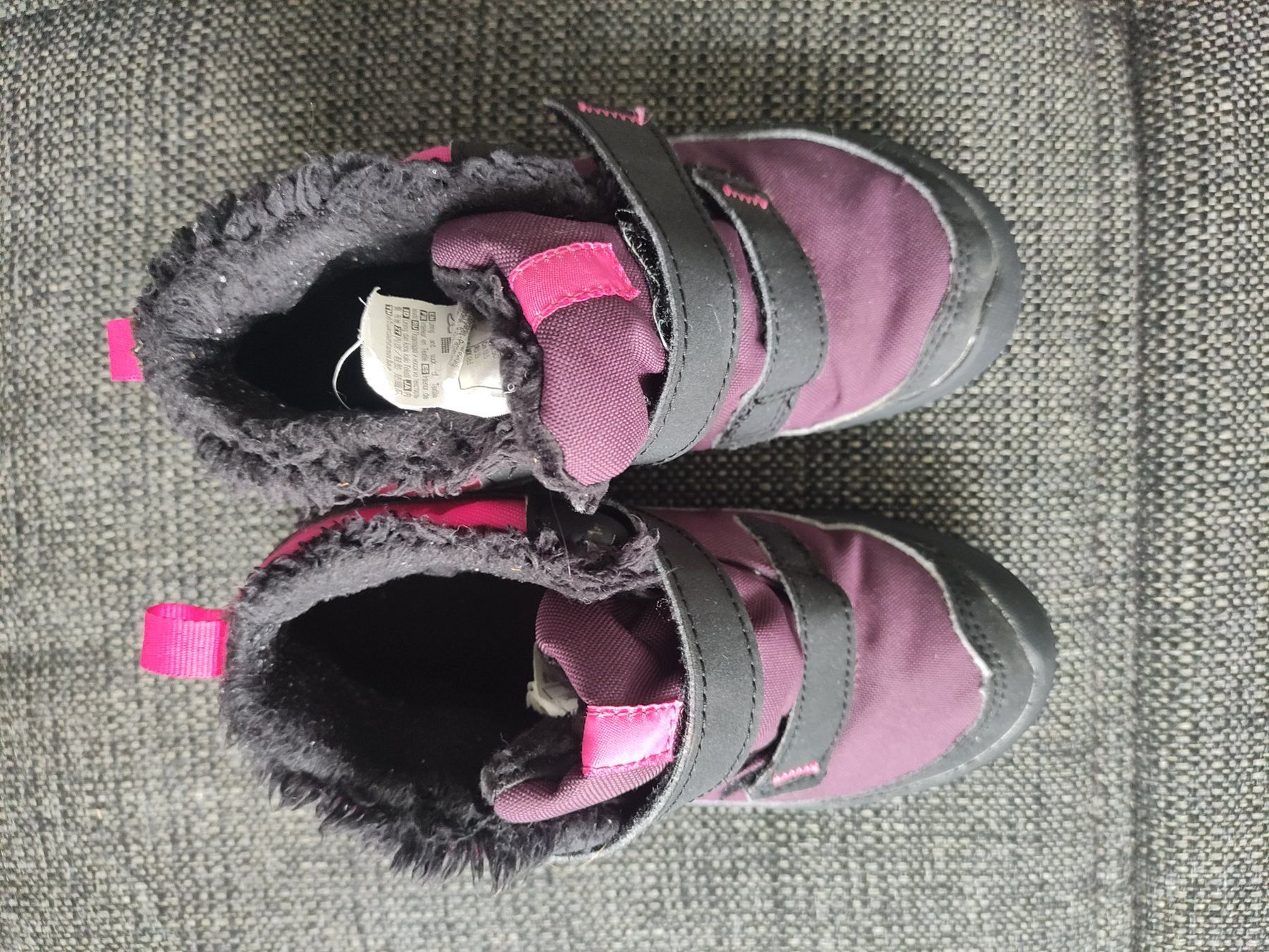 Decathlon Scarpe per ragazze: Wanderschuhe Gr. 30 waterproof – Usato da Zollikerberg venduto da nmonika