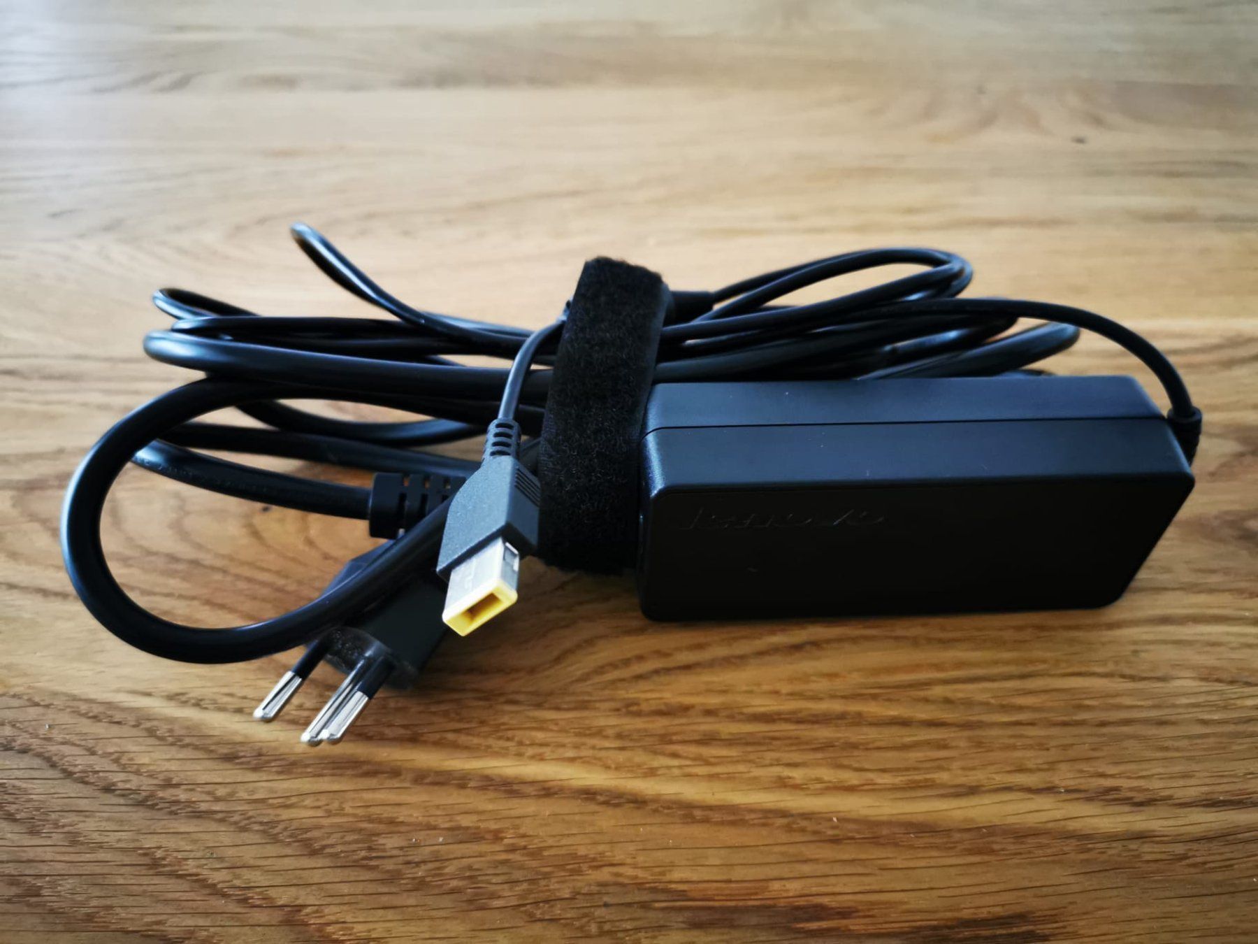 Lenovo Dockingstation: LENOVO ThinkPad Pro Dock 40A1 inkl. Netzteil – Gebraucht aus Adligenswil von sasa_be 3