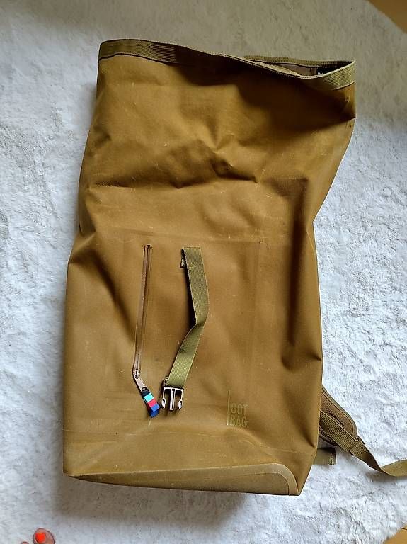 Zaini: ROLLTOP lite Gotbag senfgelb Rucksack – Usato da Solothurn venduto da Cloe888 1