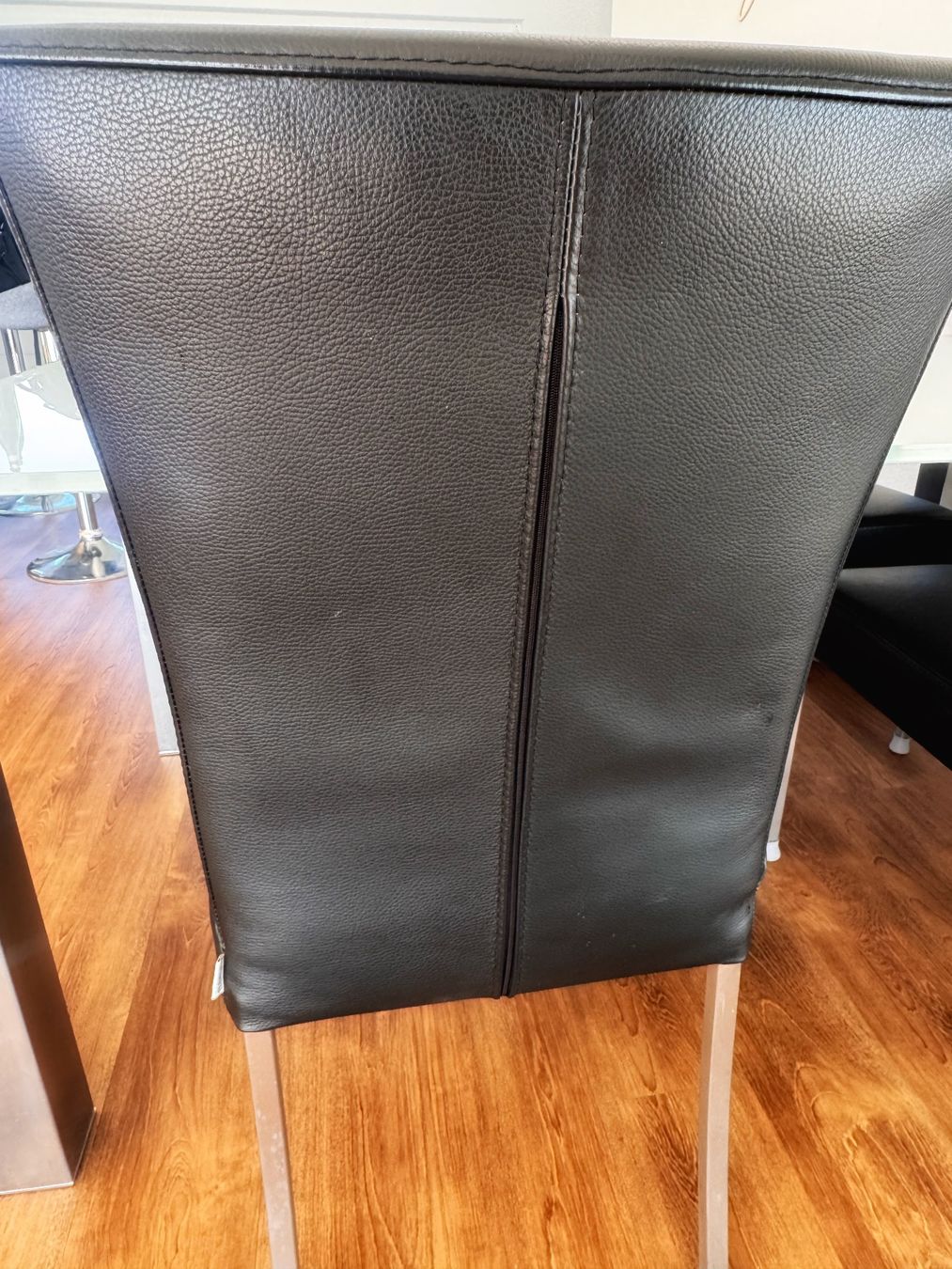 Tavoli: Esstisch Glas Metall mit 6 Stühlen – Usato da Othmarsingen venduto da Bianchi05 3
