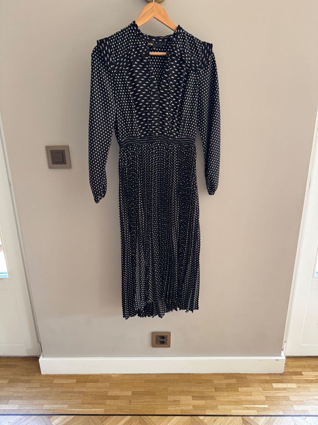 Maje Kleider: Robe Maje  T34 – Gebraucht aus Conches von chn_hgl6 4