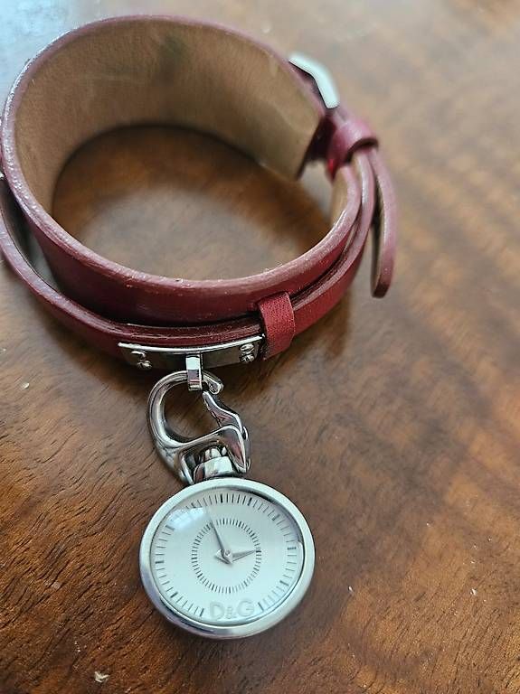 Dolce & Gabbana Orologi: D&G Damenuhr Armband Uhr – Usato da Frauenfeld venduto da Jewells-Child 1