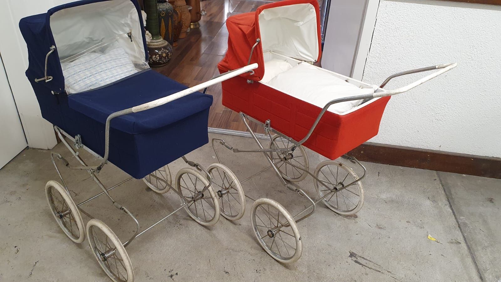 Carrozzine per bambole: PUPPENWAGEN 2 STK. – Usato da Dietikon venduto da brocki-eyra 3