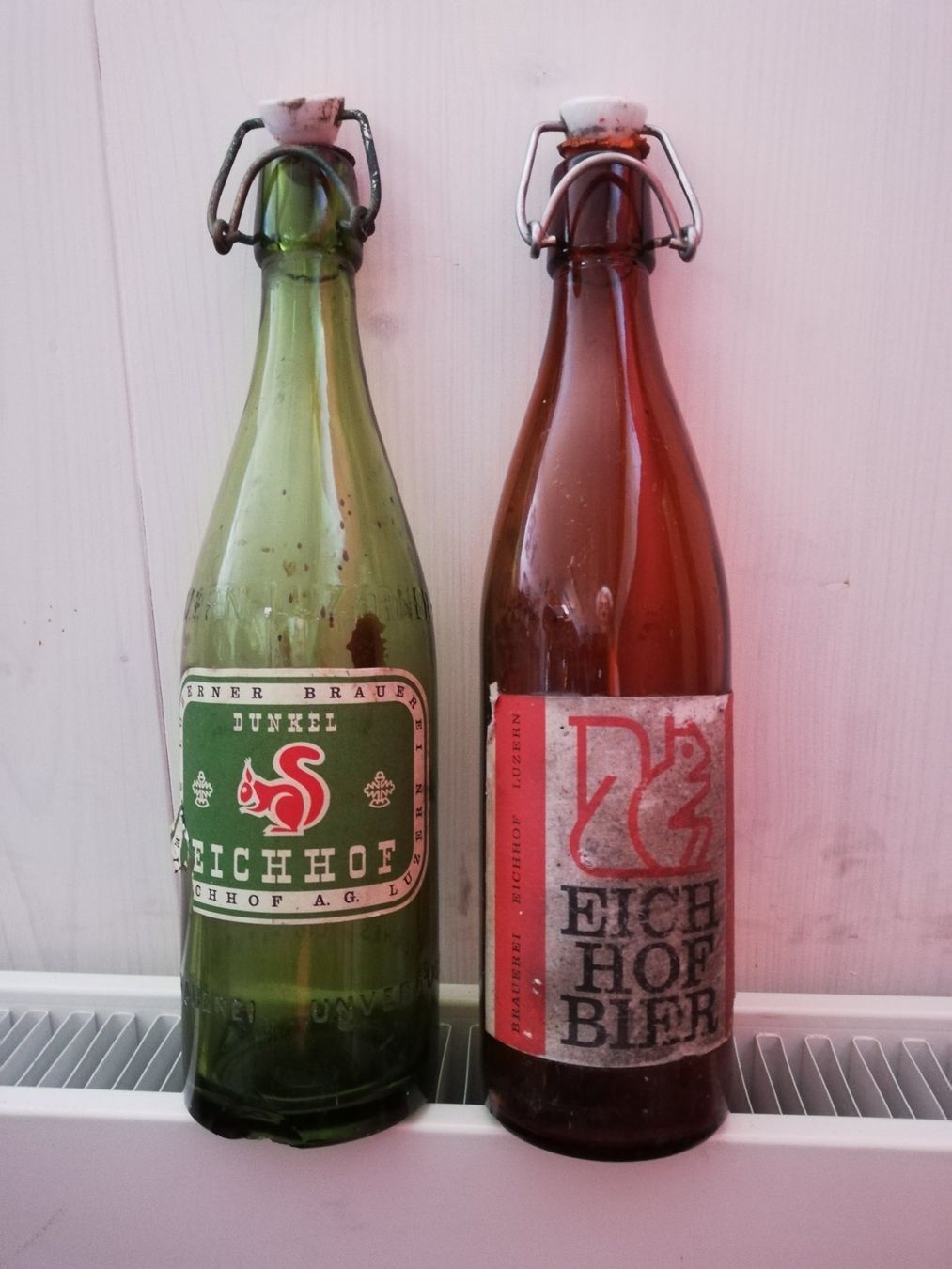 Eichhof Bicchieri, Caraffe & Bottiglie: Bierflaschen Eichhof 4 Stück antik – Usato da Sarnen venduto da DokRak 1