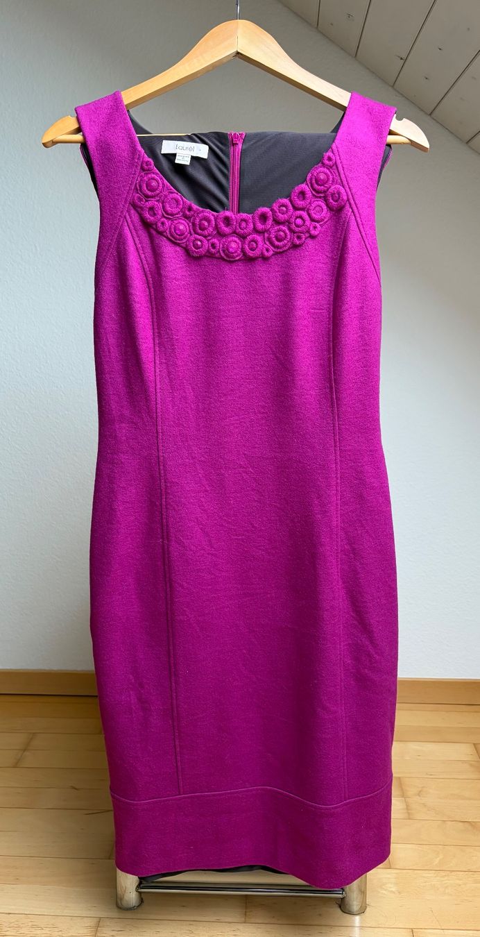 Escada Kleider: Laurél by Escada Wolle Kleid Gr.36 – Gebraucht aus Unterägeri von Jutka_04 4