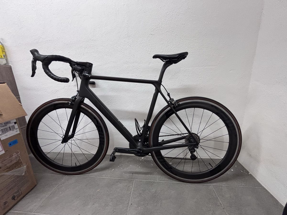 Canyon Vélos: Canyon Ultimate CF SLX – D'occasion à Zürich par dev_y9nj