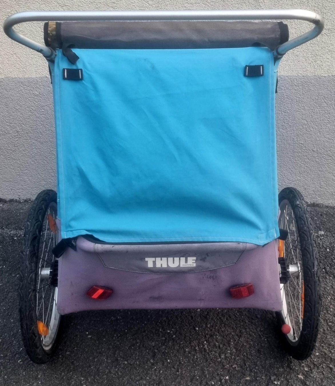 Thule Rimorchi: Thule Coaster Xt 2-Seat Bike Trailer – Usato da Collonges venduto da arashee 4