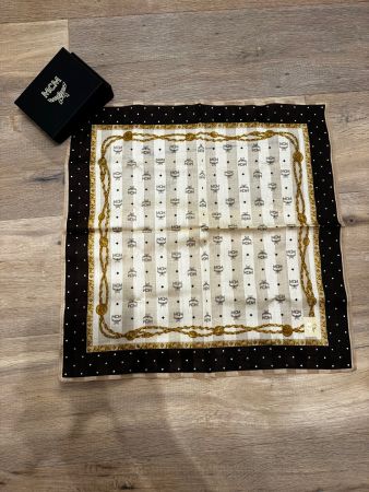 Neu Original MCM Tuch 47x46cm